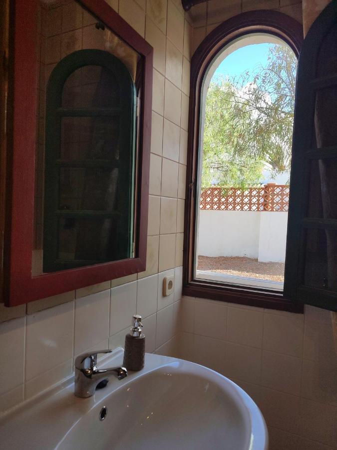 Alojamiento Fuerteventura Tikuna La Oliva Εξωτερικό φωτογραφία